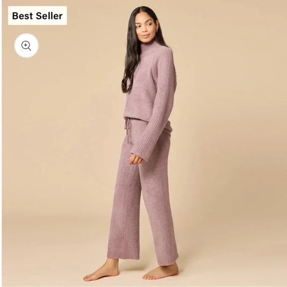 Softies Lounge Outfit - Picture 3 of 6